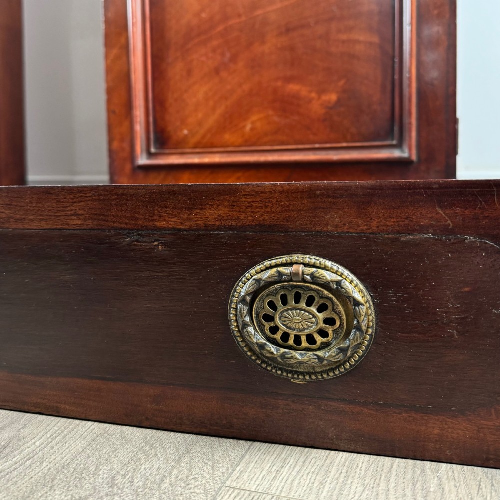 Antique 18th Century Pedestal Sideboard In Mahogany  View XIII