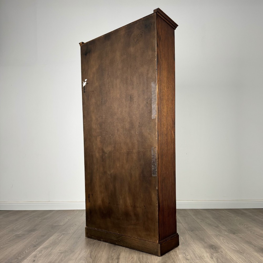  Antique 20th Century Open Bookcase In Oak 
 View VI