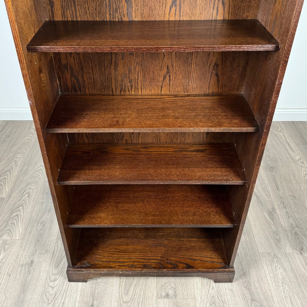  Antique 20th Century Open Bookcase In Oak 
 View IX
