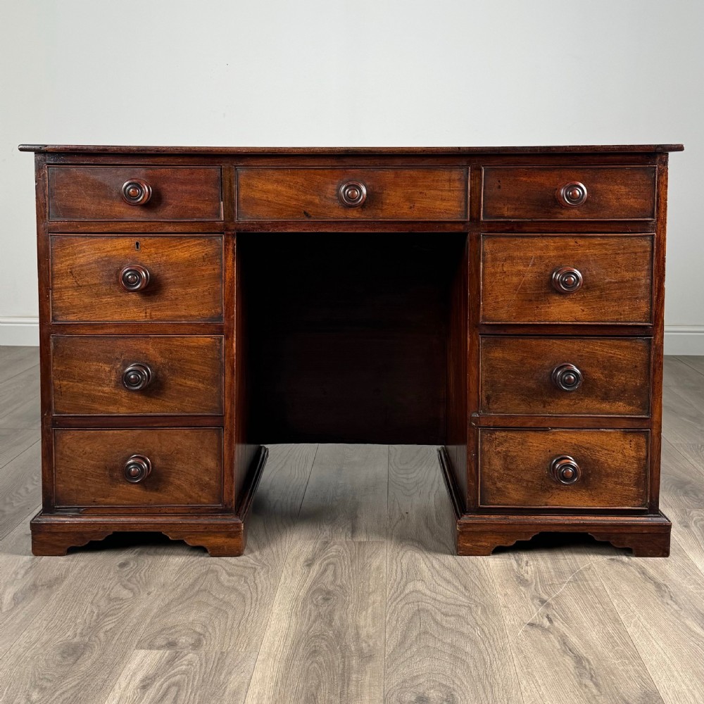 Antique 19th Century Desk In Mahogany 