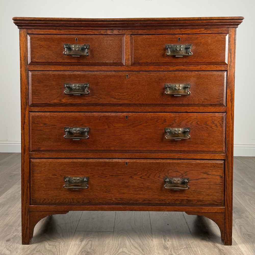 Antique 20th Century Chest Of Drawers In Oak 
