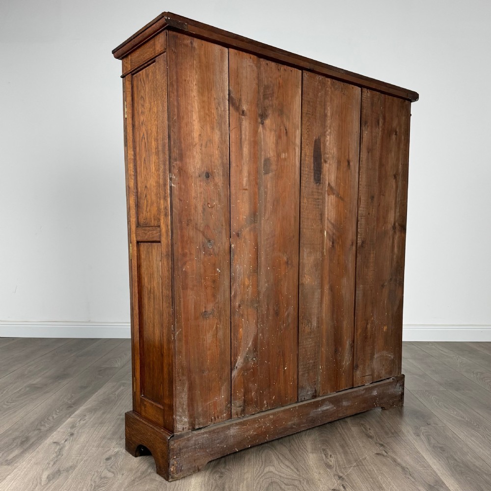 Antique 20th Century Display Cabinet In Oak 
 View V
