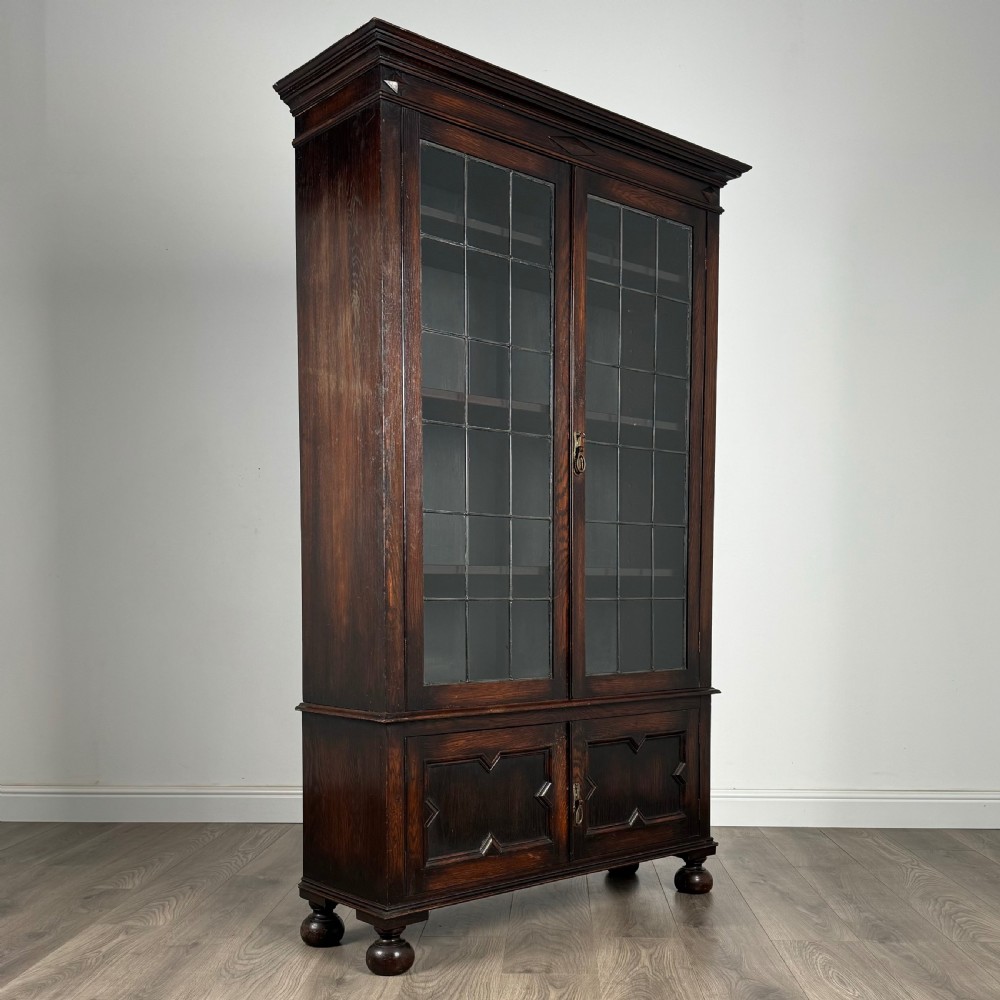 Antique 20th Century Oak Display Cabinet 
 View IX