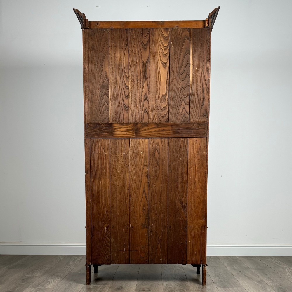 Antique 20th Century Good Quality Wardrobe In Oak 
 View VI