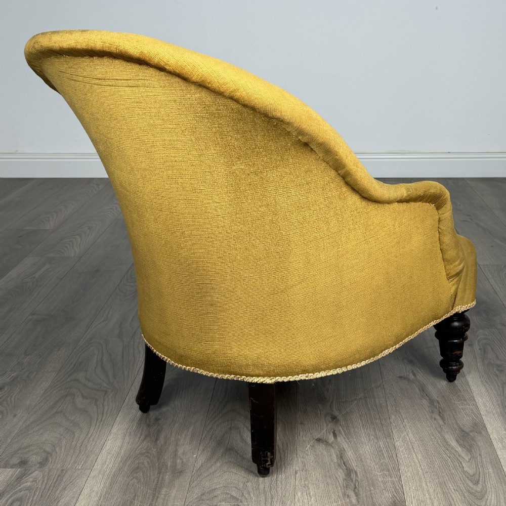  Antique 20th Century Tub Chair In Mahogany 
 View V