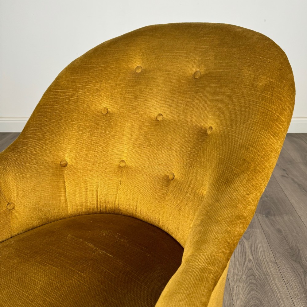  Antique 20th Century Tub Chair In Mahogany 
 View IX