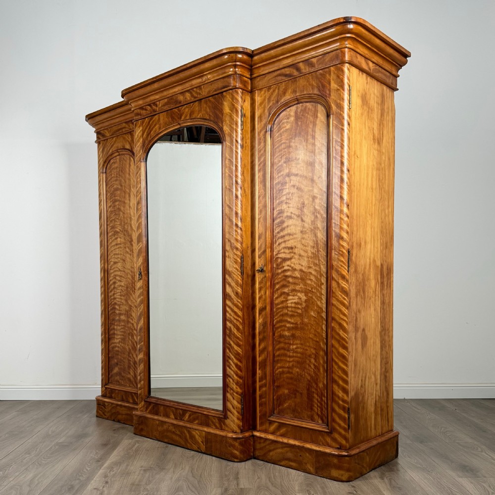  Antique 19th Century Large Wardrobe Of Fine Quality In Satin Birch 
 View IV