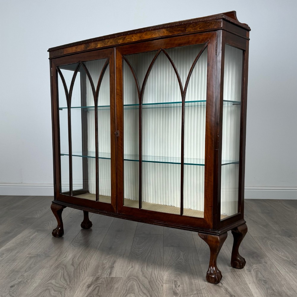 Antique 20th Century Display Cabinet In Mahogany 
 View III