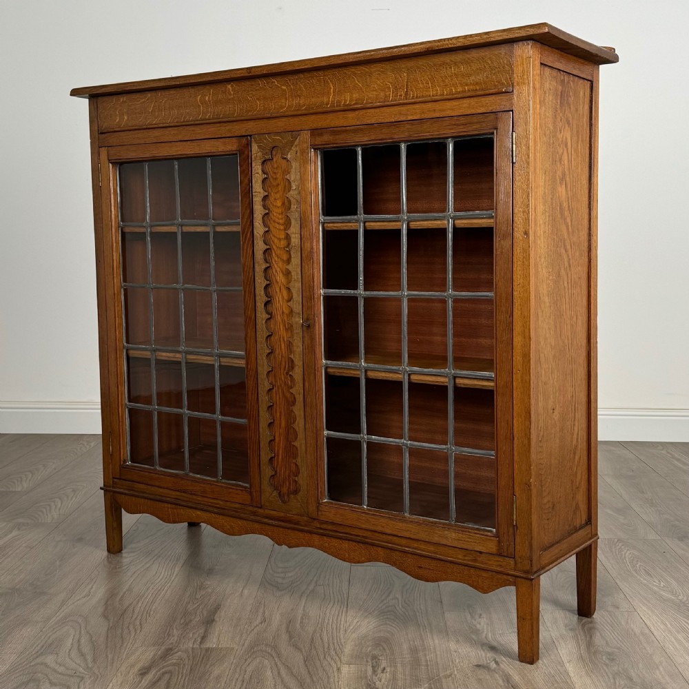  Antique 20th Century Display Cabinet In Oak 
 View III
