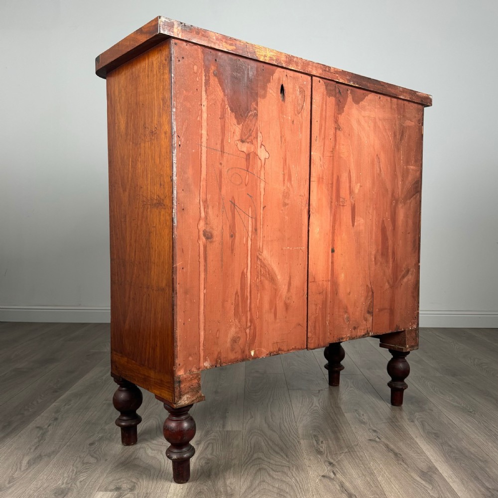 Antique 19th Century Bow Fronted Chest Of Drawers In Mahogany 
 View IV