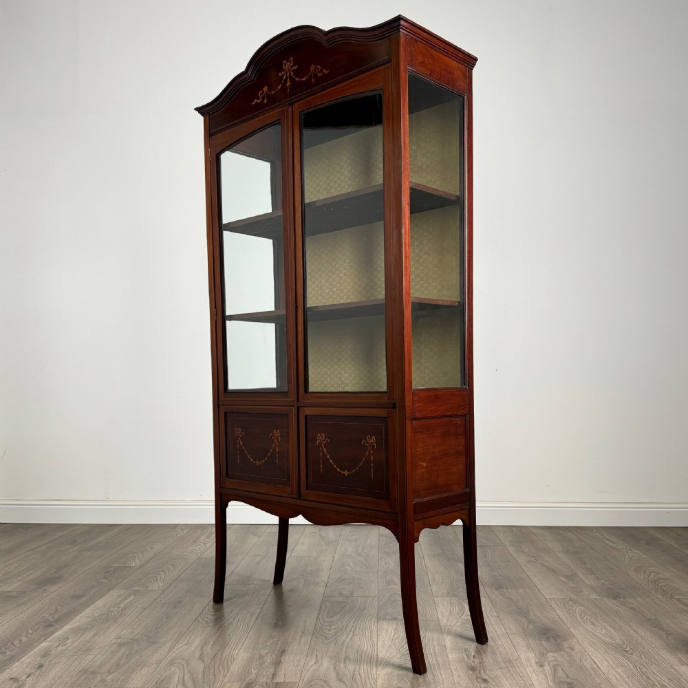 Antique 20th Century Inlaid Display Cabinet In Mahogany 
 View III
