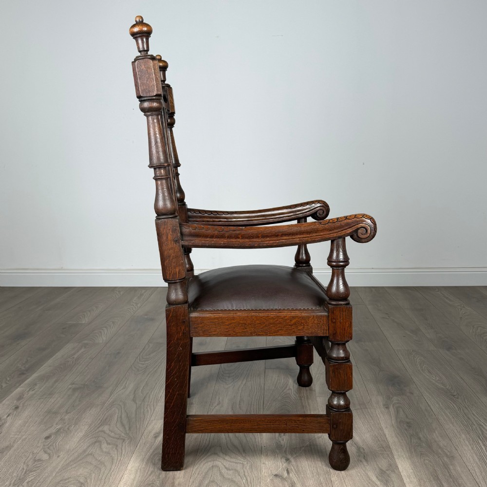 Antique 20th Century Pair Of Fine Quality Armchairs In Oak 
 View VII