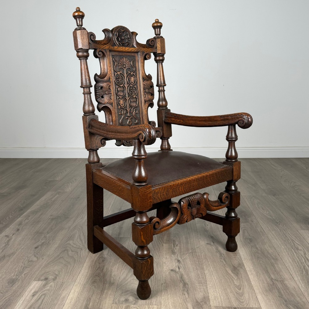 Antique 20th Century Pair Of Fine Quality Armchairs In Oak 
 View VIII