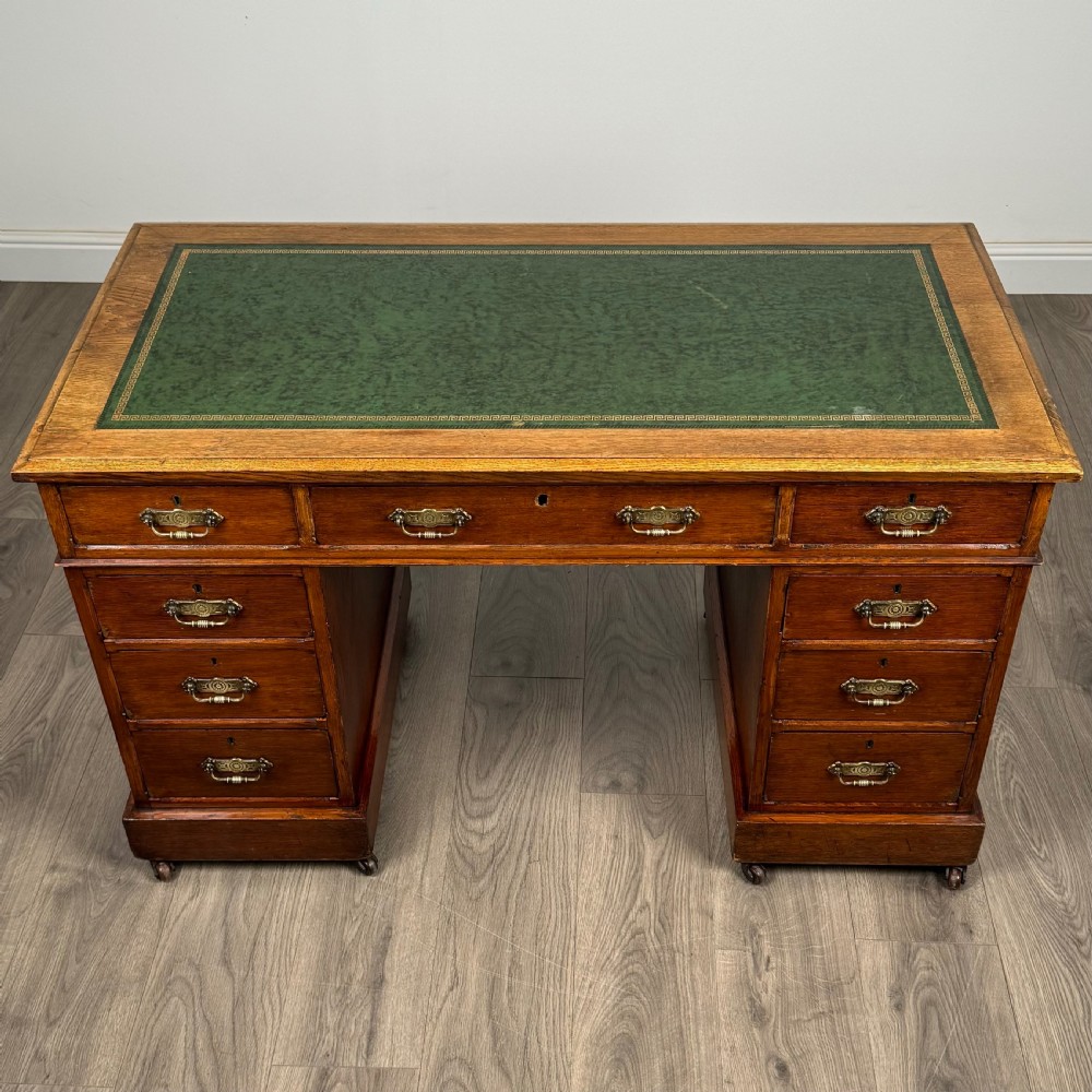Antique 19th Century Pedestal Desk In Oak View IX