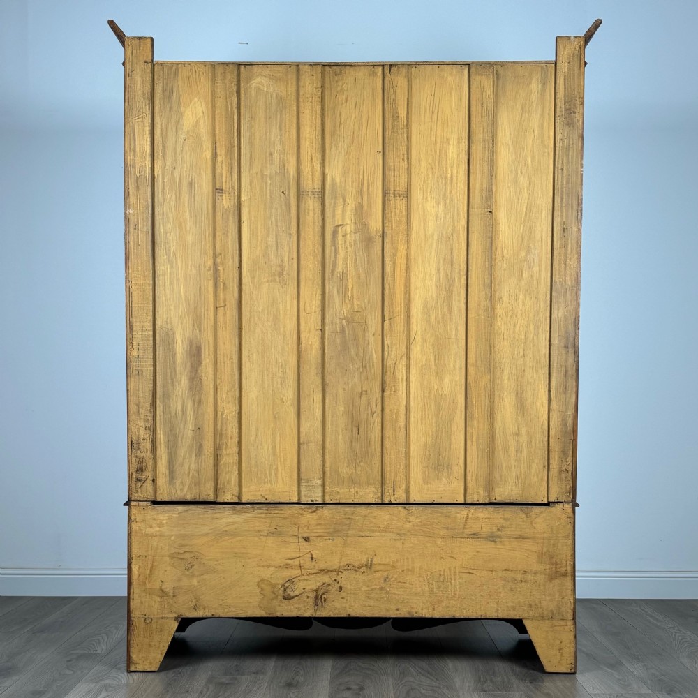  Antique Large 20th Century Wardrobe In Oak 
 View VI