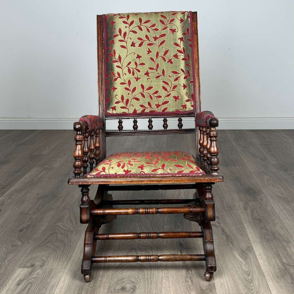 Antique 20th Century American Rocking Chair In Beech 
 View VIII