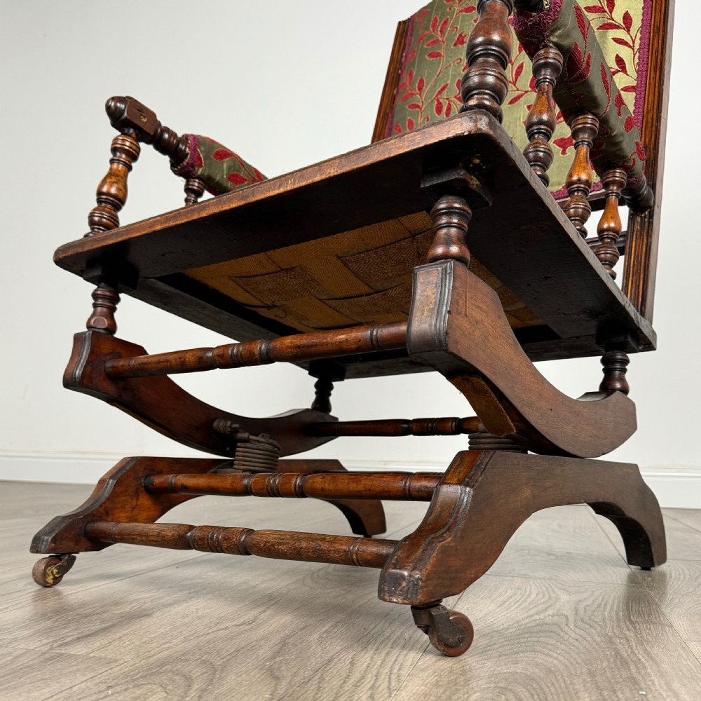 Antique 20th Century American Rocking Chair In Beech 
 View XI