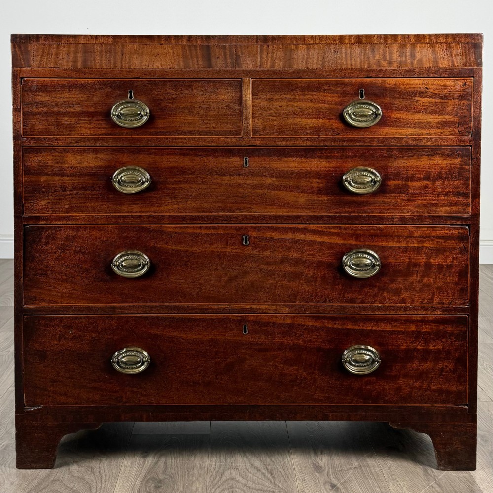 Antique 18th Century Chest Of Drawers In Mahogany 
