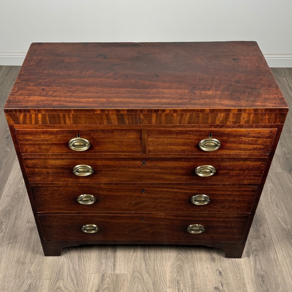 Antique 18th Century Chest Of Drawers In Mahogany 
 View IX