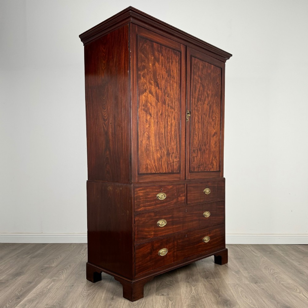 Antique 18th Century Fine Quality Linen Press Cupboard 
 View IX
