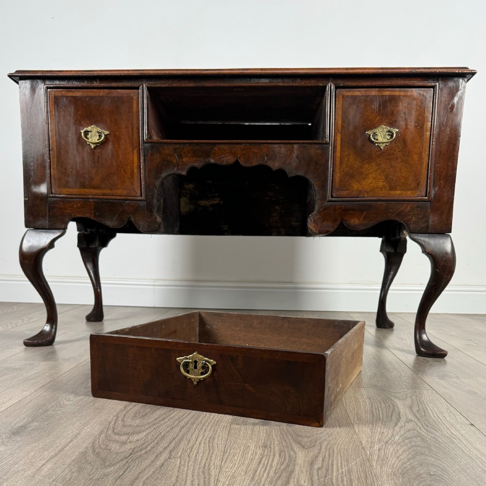 Antique 17th Century Queen Anne Desk In Walnut
 View X