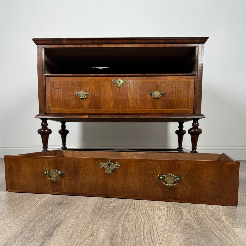 Antique 17th Century William And Mary Chest Of Drawers In Walnut 
 View IX