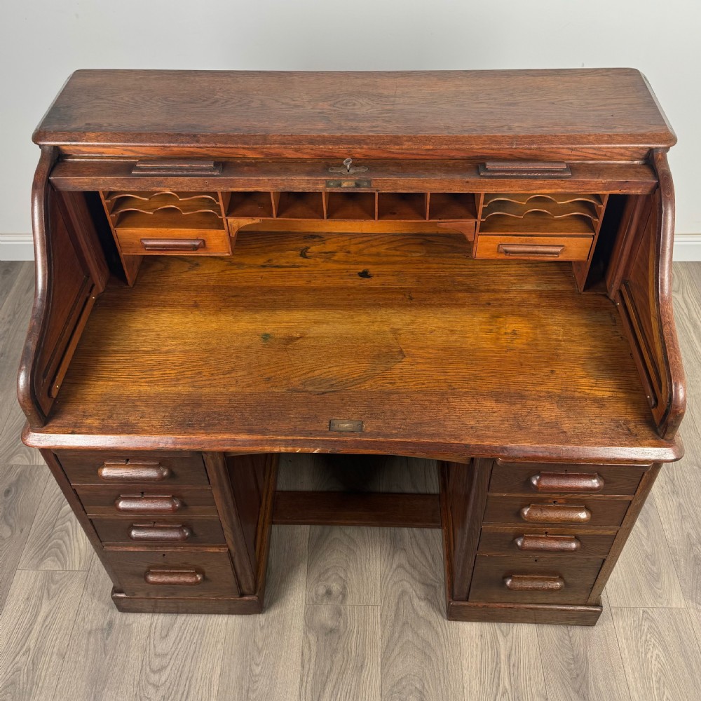  Antique 20th Century Roll Top Desk In Oak  View XI