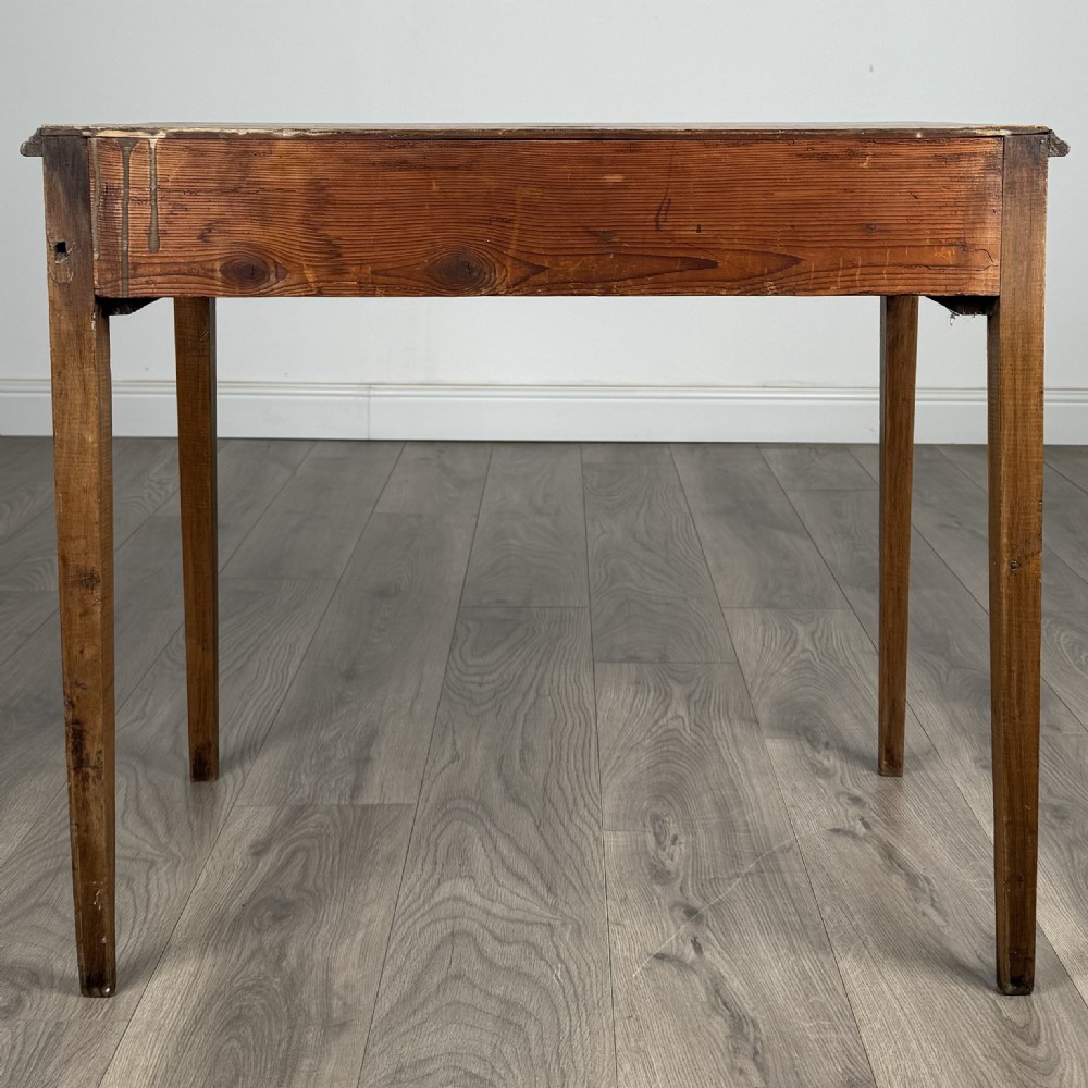 Antique 18th Century Side Table In Oak 
 View IV