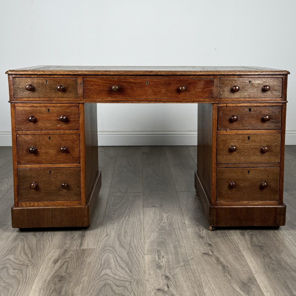  Antique 19th Century Pedestal Desk In Oak