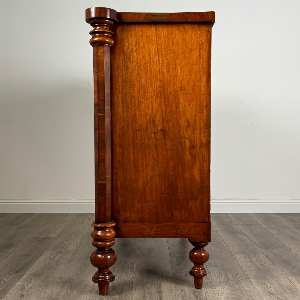  Antique 19th Century Rare Serpentine Chest Of Drawers In Mahogany  View II