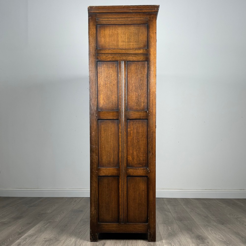 Antique 20th Century Wardrobe In Oak  View VIII