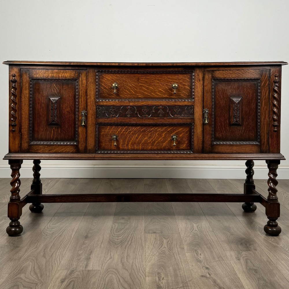 Antique 20th Century Barley Twist Sideboard In Oak 
