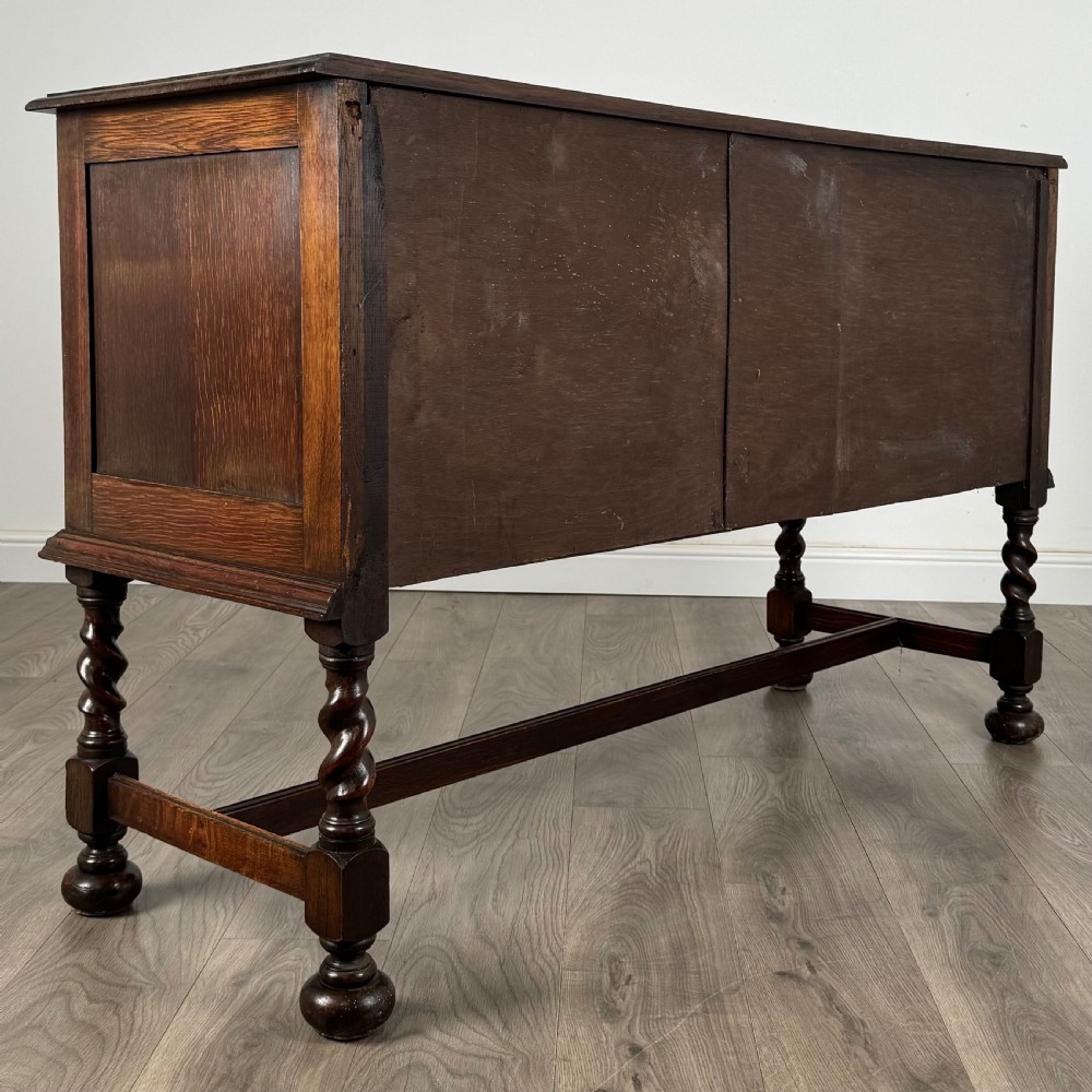 Antique 20th Century Barley Twist Sideboard In Oak 
 View V