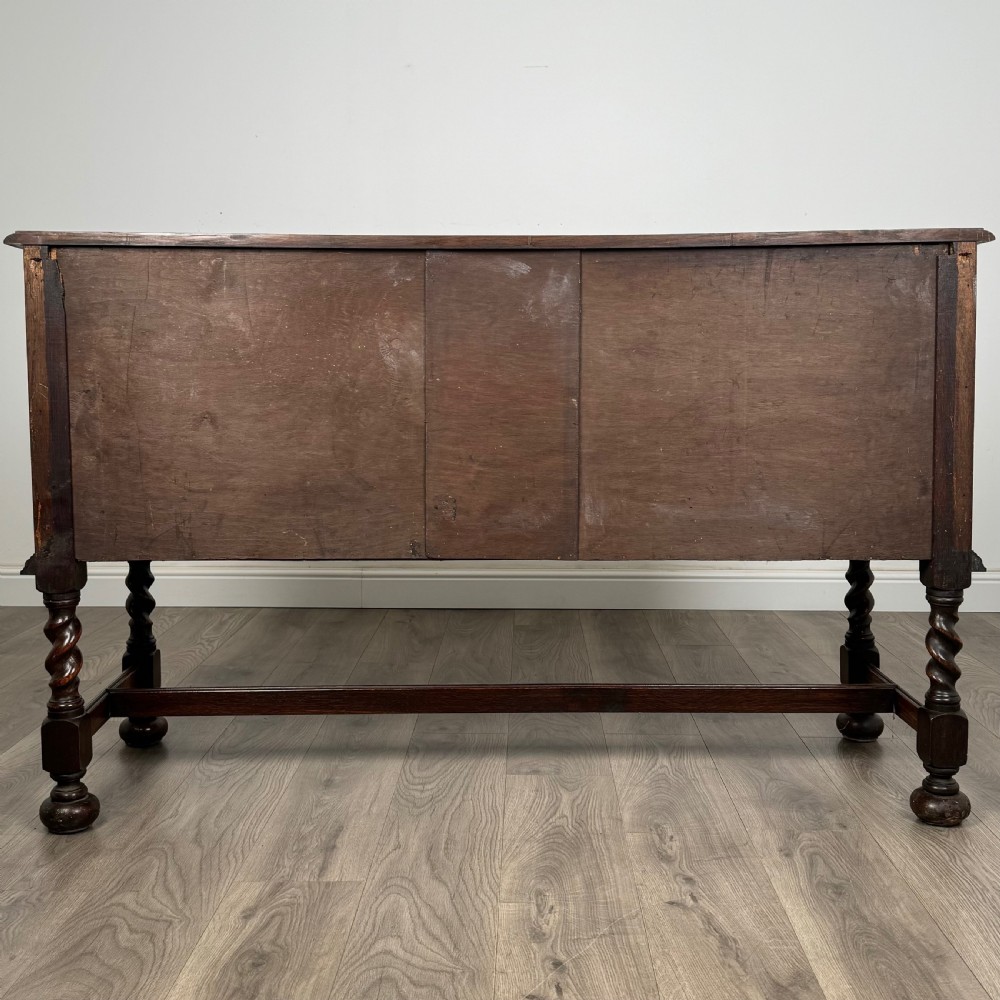Antique 20th Century Barley Twist Sideboard In Oak 
 View VI
