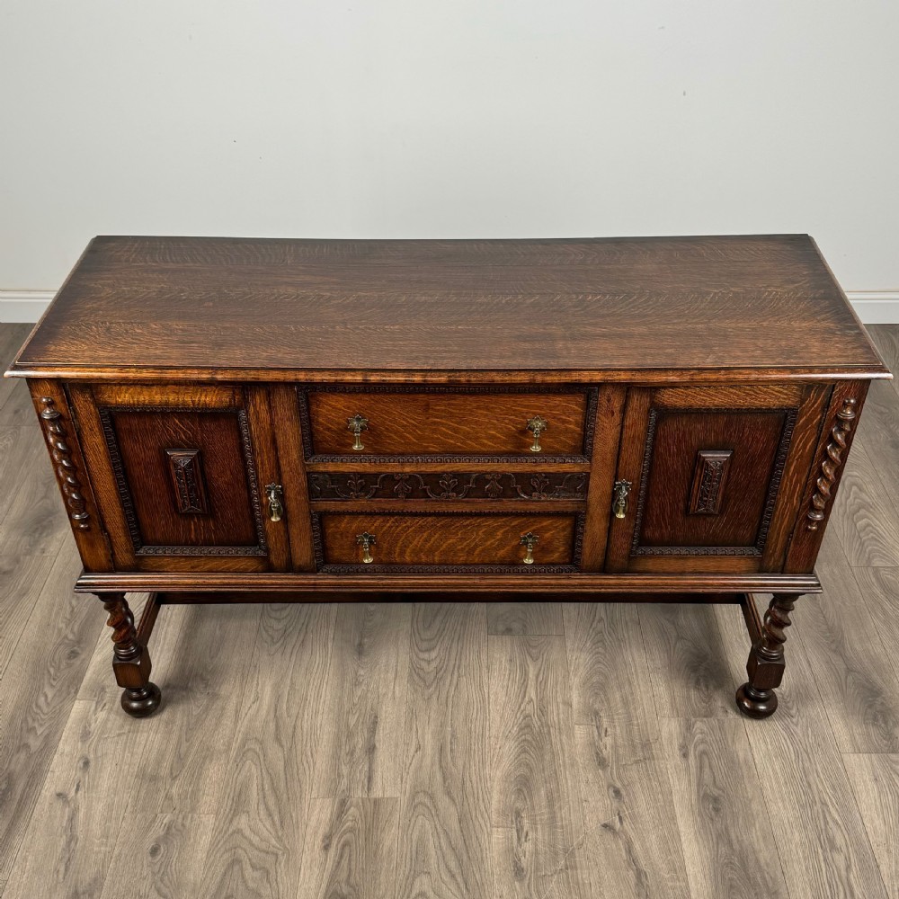Antique 20th Century Barley Twist Sideboard In Oak 
 View XII