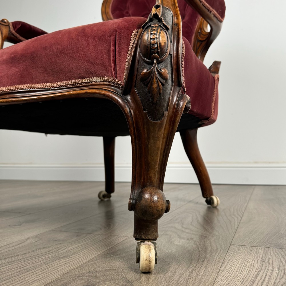 Antique 19th Century Open Armchair In Walnut  View XII