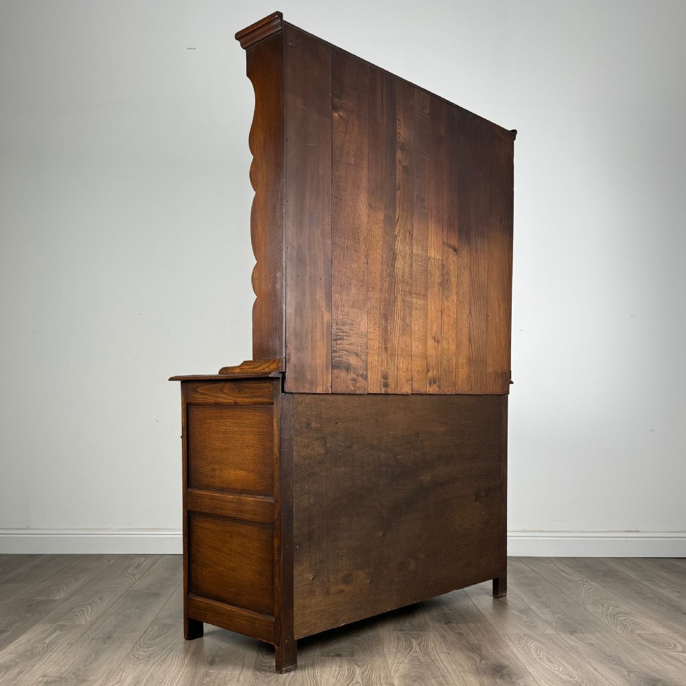  Antique 20th Century Dresser In Oak View V