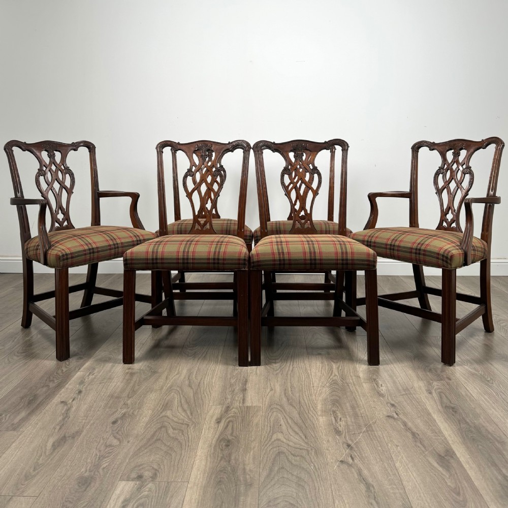 Antique 20th Century Set Of 6 Chippendale Style Dining Chairs In Mahogany 
