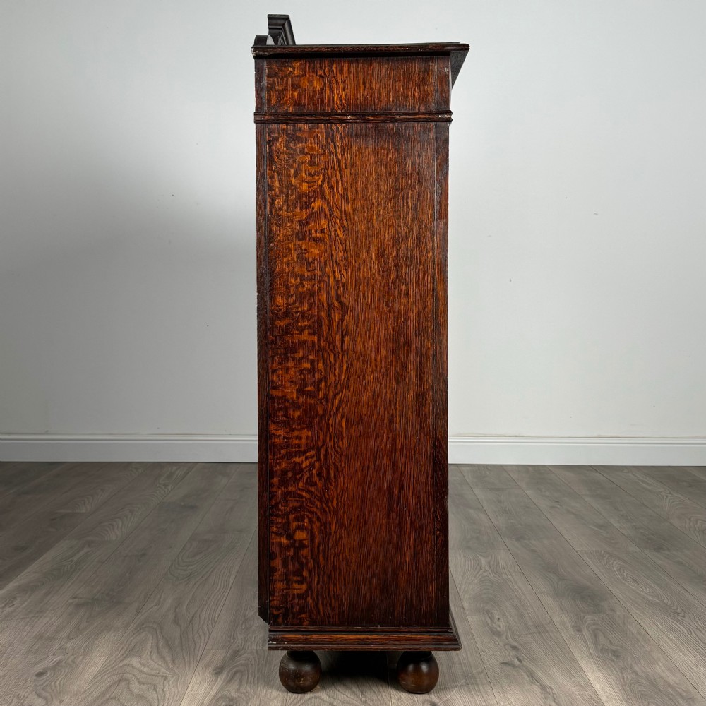 Antique 20th Century Display Cabinet In Oak 
 View VIII