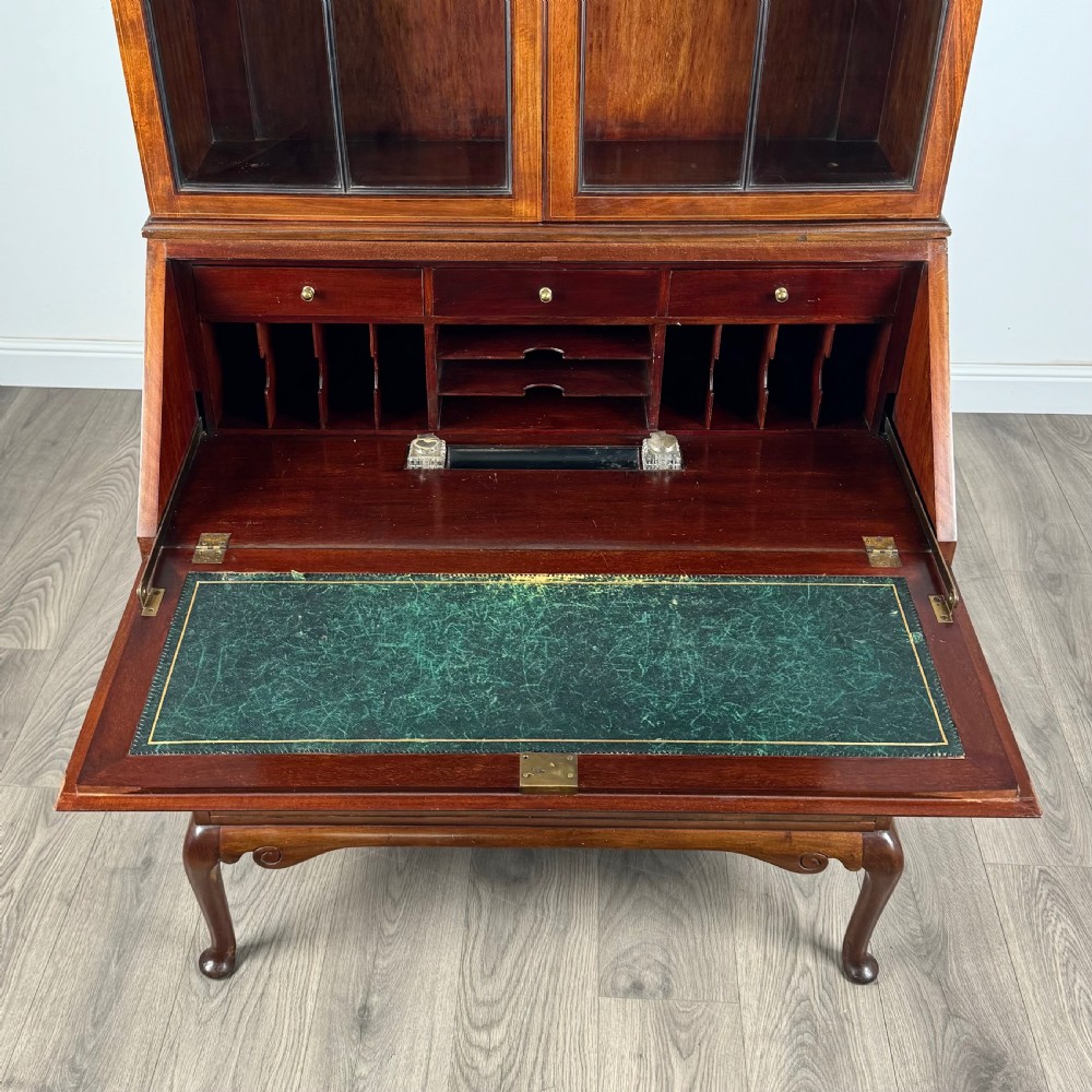  Antique Late 19th Century Bureau Bookcase In Mahogany 
 View X