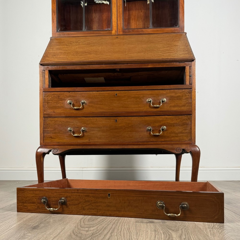  Antique Late 19th Century Bureau Bookcase In Mahogany 
 View XI