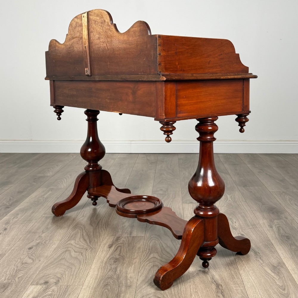 Antique 19th Century Washstand In Mahogany  View VI