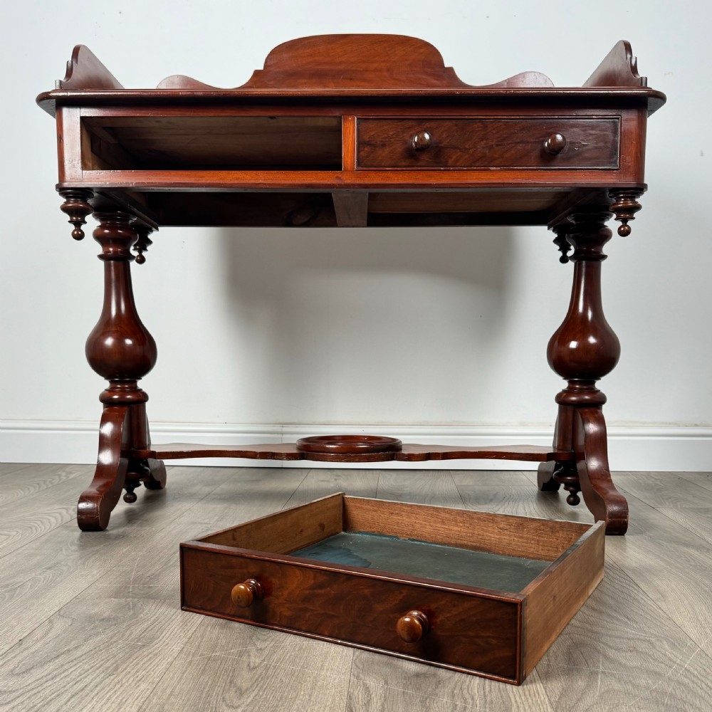 Antique 19th Century Washstand In Mahogany  View VII