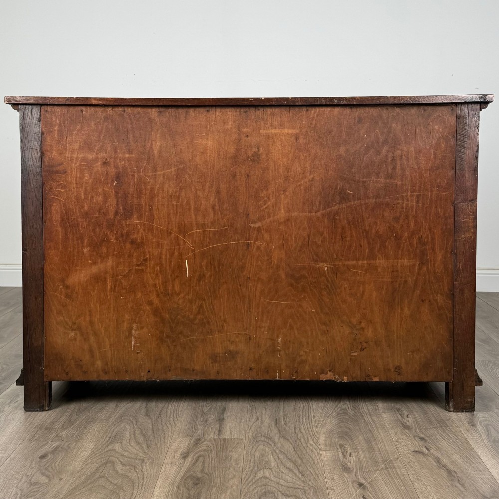 Antique 20th Century Jacobean Style Sideboard In Oak 
 View VI