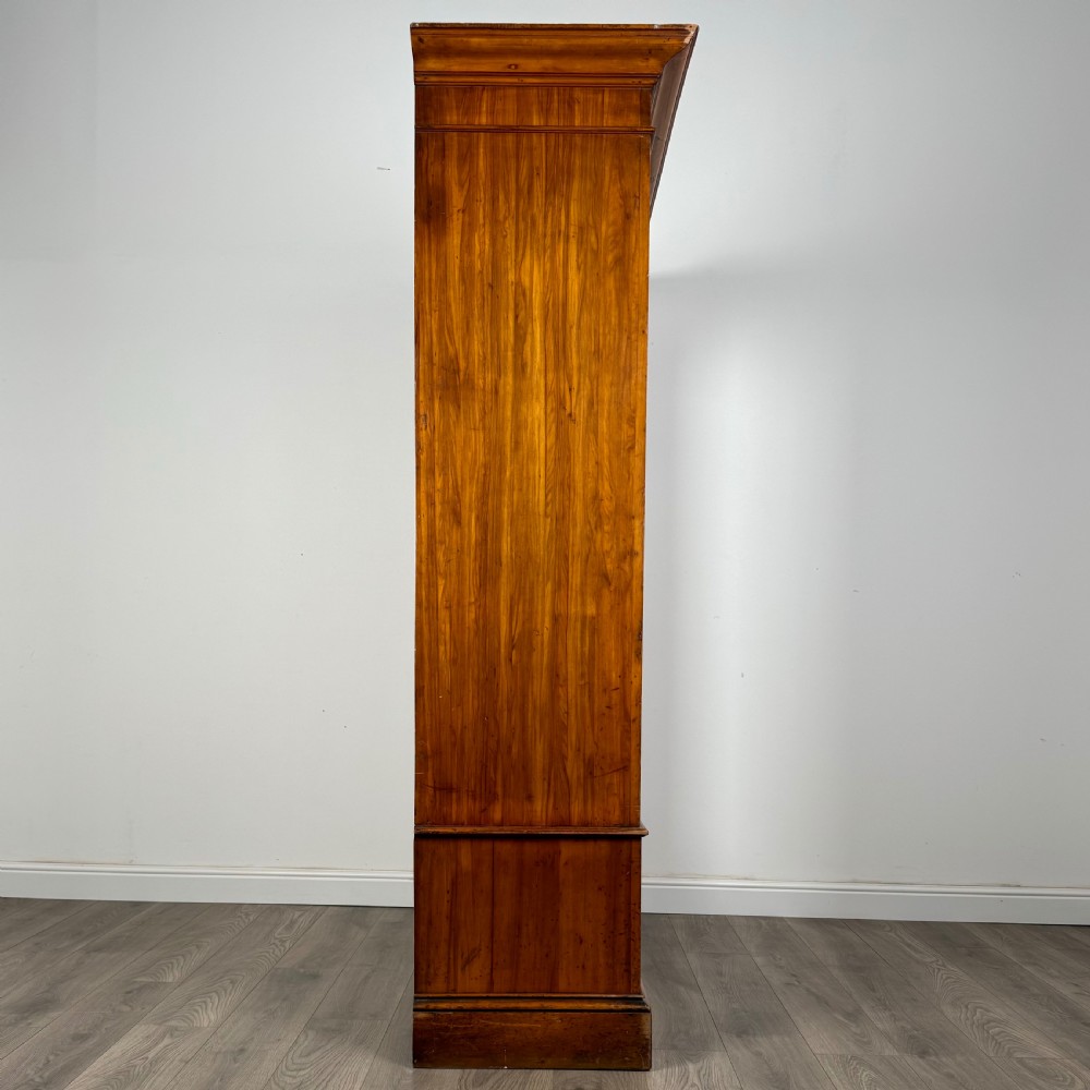  Antique Late 19th Century Wardrobe In Satin Walnut 
 View IX
