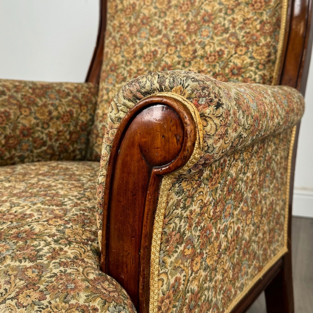 Antique 19th Century Armchair In Mahogany  View X