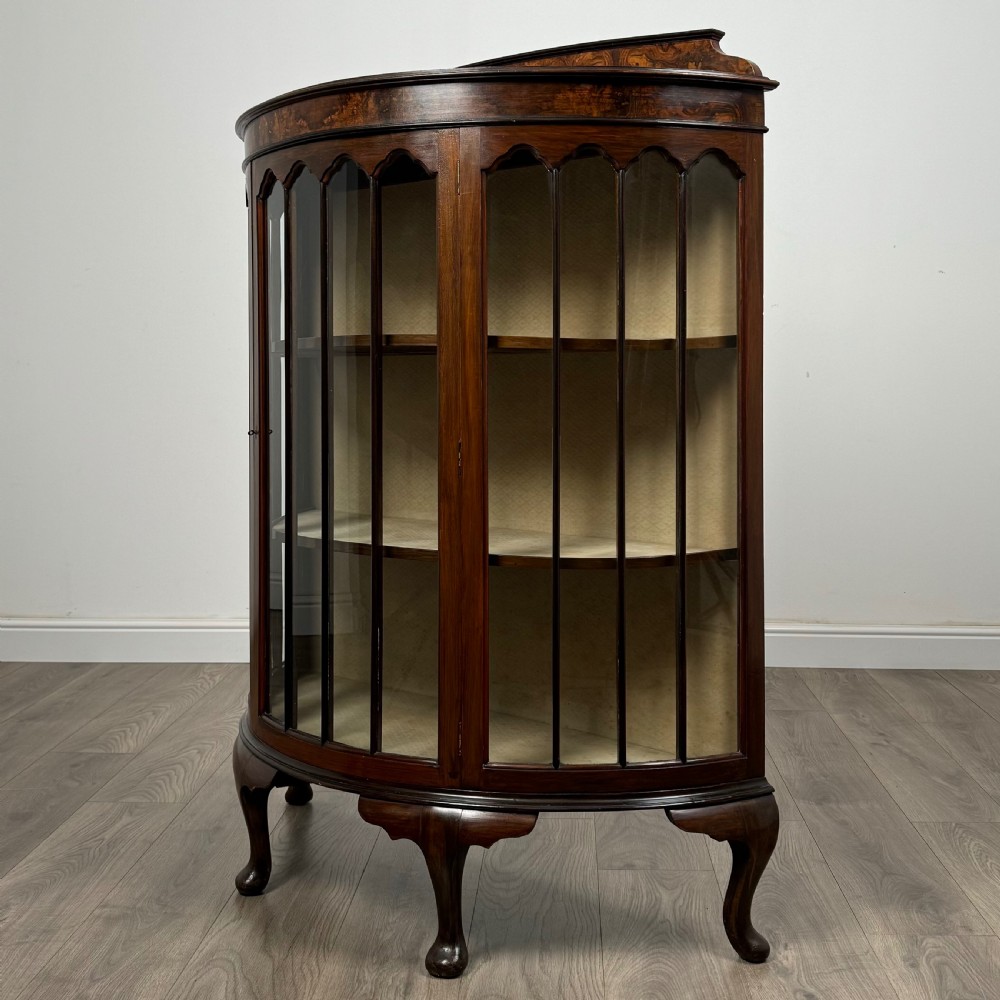 Antique 20th Century Bow Fronted Display Cabinet In Walnut 
 View III
