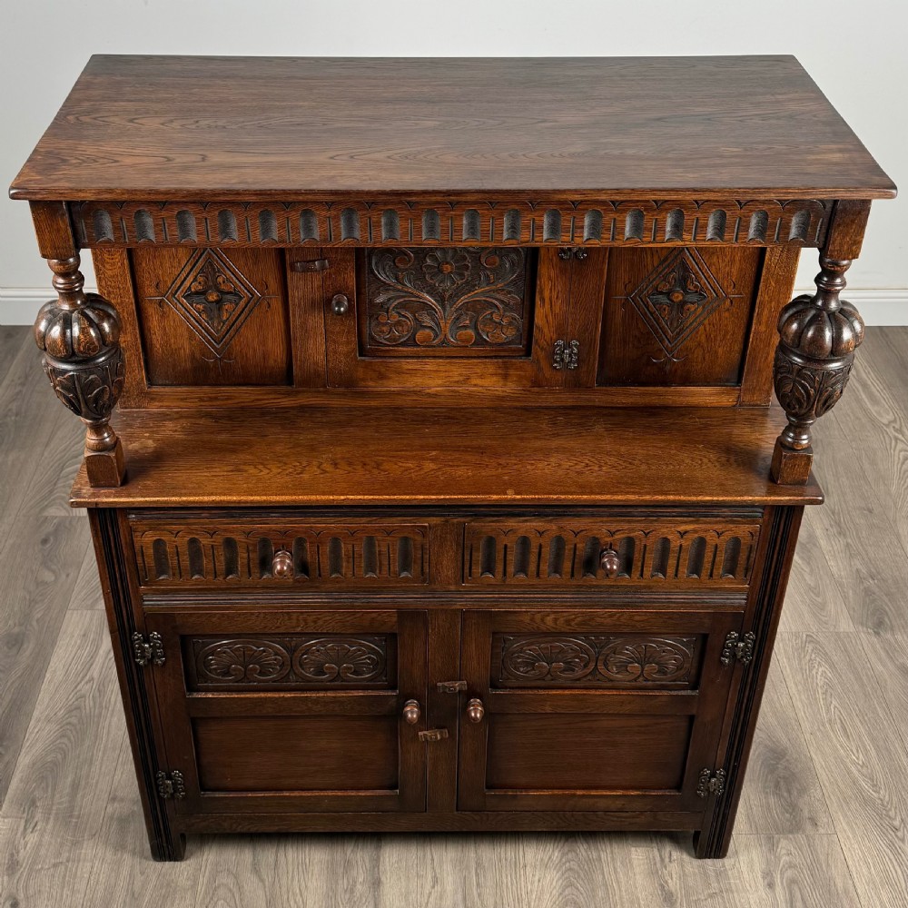 Antique 20th Century Court Cupboard In Oak 
 View IX