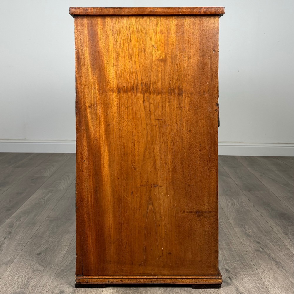  Antique 19th Century Chest Of Drawers In Mahogany 
 View V
