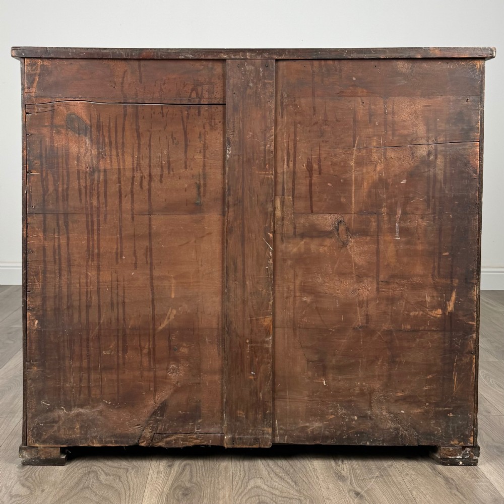  Antique 19th Century Chest Of Drawers In Mahogany 
 View VI